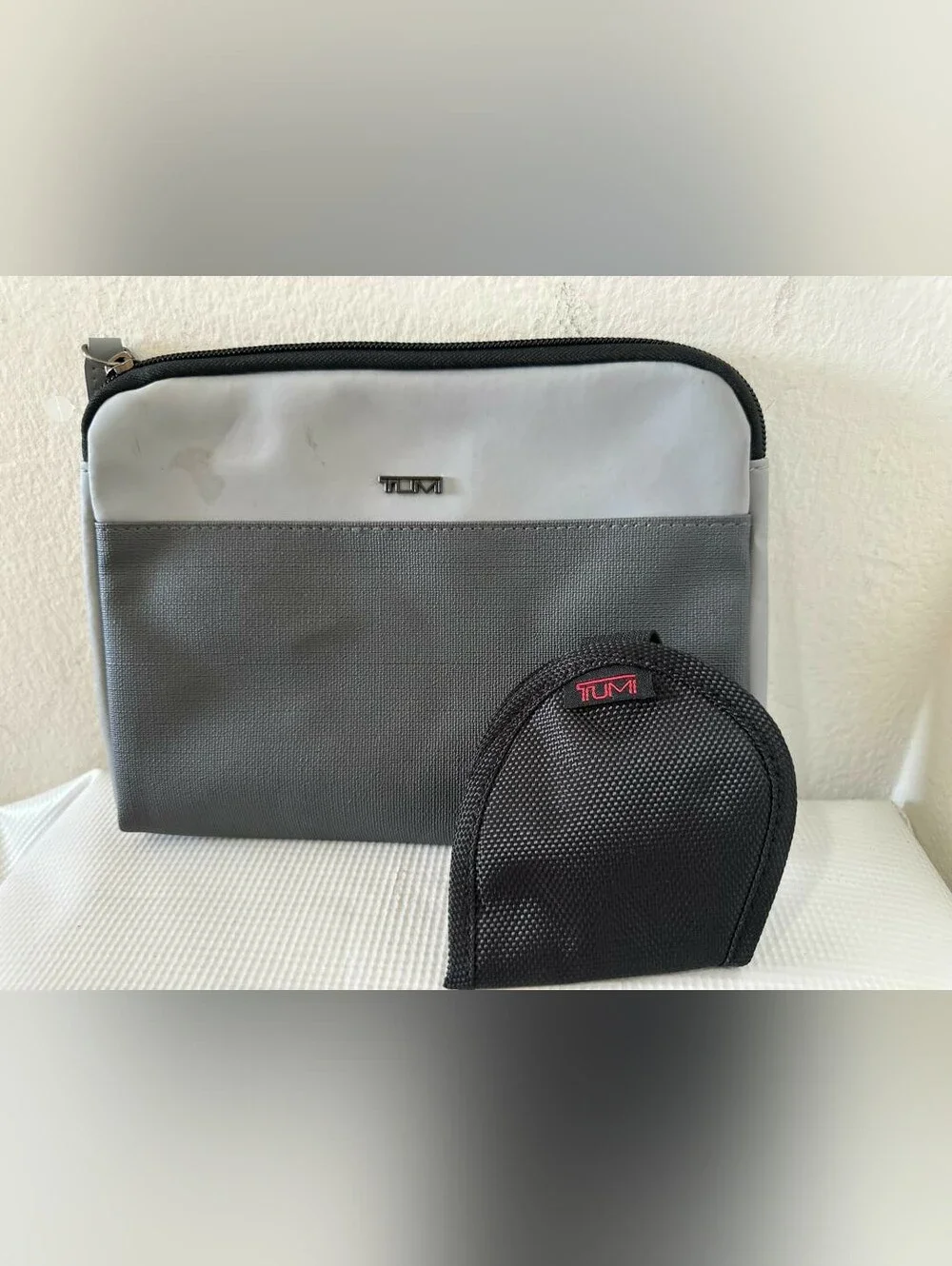 Tumi For Delta Soft Zippered Travel Toiletry Pouch Case Only Grey Two Tone